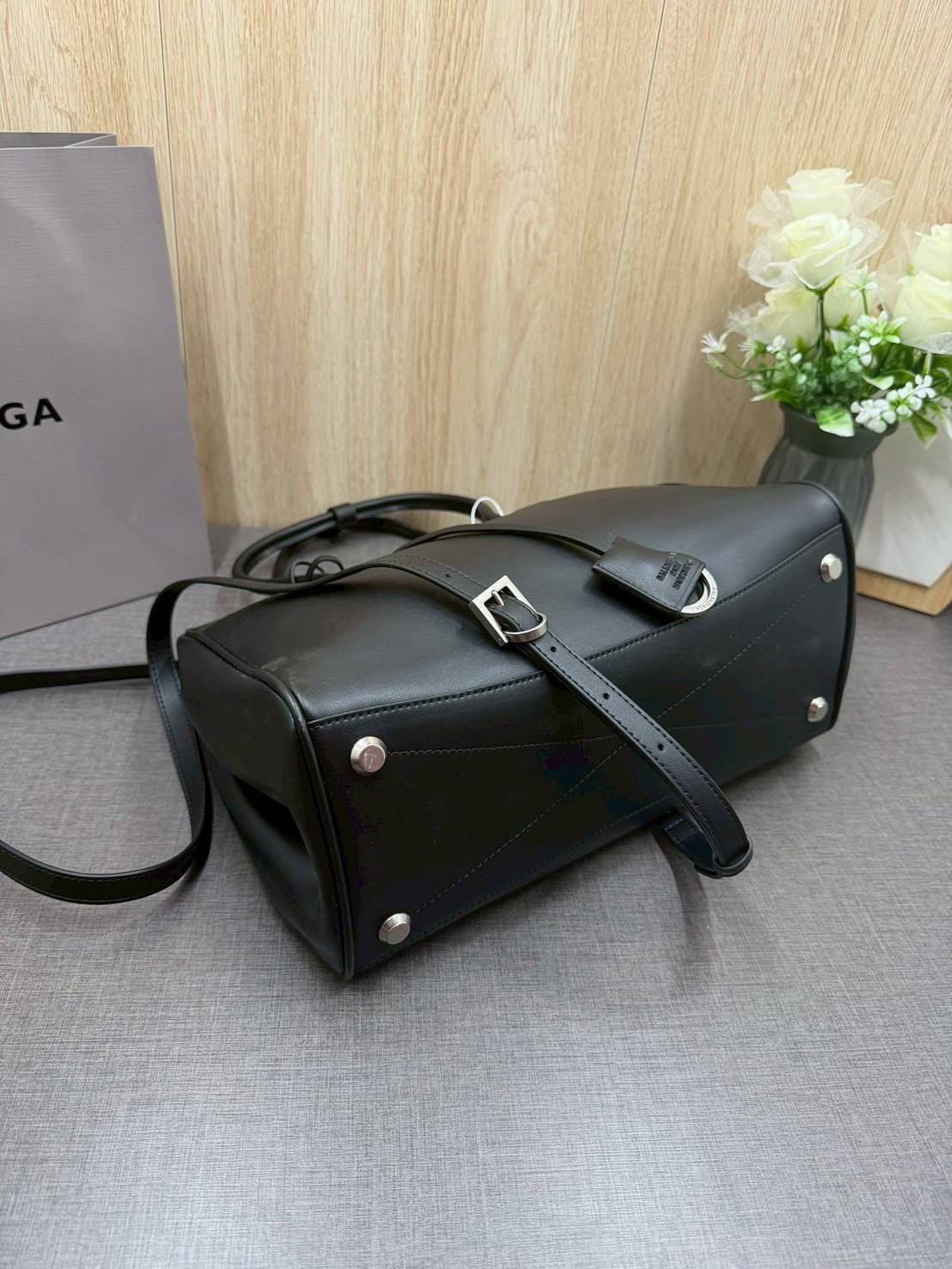 ORI หนังแท้ | Balenciaga Carry All Hampton Bag / Balenciaga Tote Bag 33cm กระเป๋าสะพายทรงโท้ท ภายในโล่งกว้าง ดีไซน์เรียบง่าย เรียบหรู