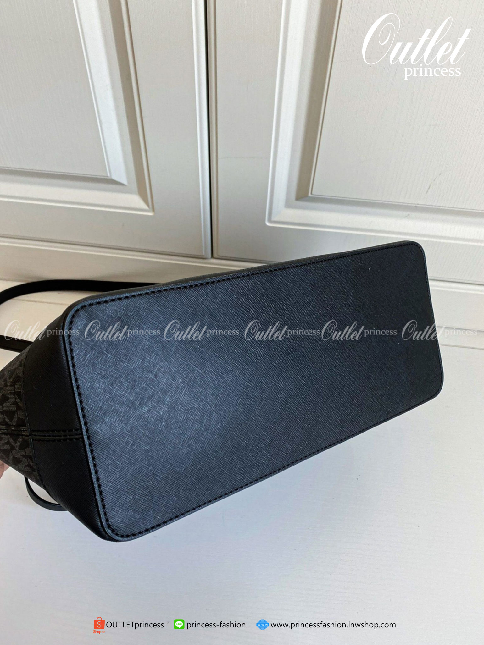 ของแท้ 100% MICHEAL KORS TOTE BAG ของแท้ กระเป๋าสะพายทรง SHOPPING BAG