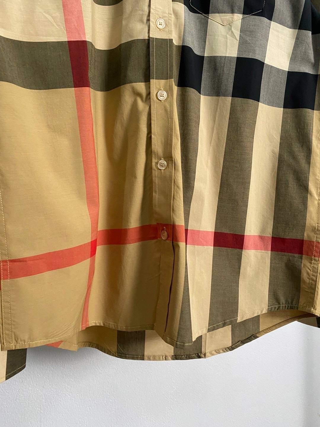 TOP ORI | BURBERRY Shirt งานดีมากๆ งานVIP 1:1 แนะนำให้ต้องมีเป็นเจ้าของ เสื้อเชิ้ตงานแบรนด์เนื้อผ้าอย่างดีงานนำเข้าจากโรงงานเทียบแบรนด์ เกรดท็อปออริจินอล เกรดดีสุด เทียบแท้ พร้อมป้ายแท็ก