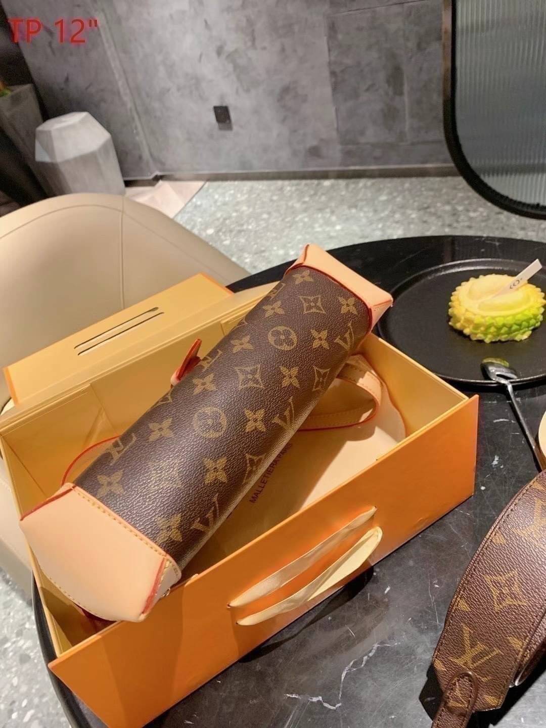 LV Shoulder Bag LV Crossbody Bag / LV Sologne Crossbody Monogram ภาพถ่ายจากงานขายจริง ใช้งานต่างประเทศได้