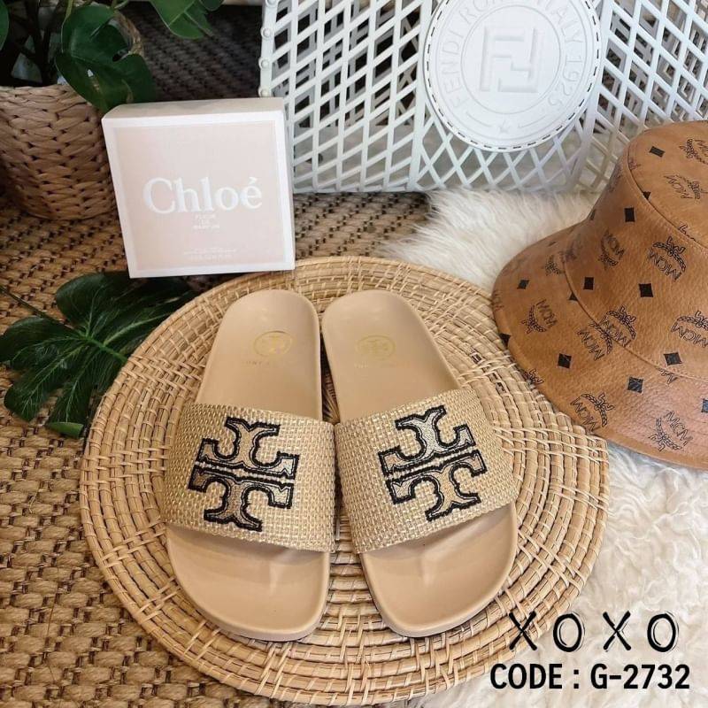 Tory Burch Sandels งานสวม ใส่สบาย พื้นยางนุ่ม วัสดุผ้ากระสอบ ปักลายโลโก้แบรนด์ สวยมาก งานเรียบร้อย