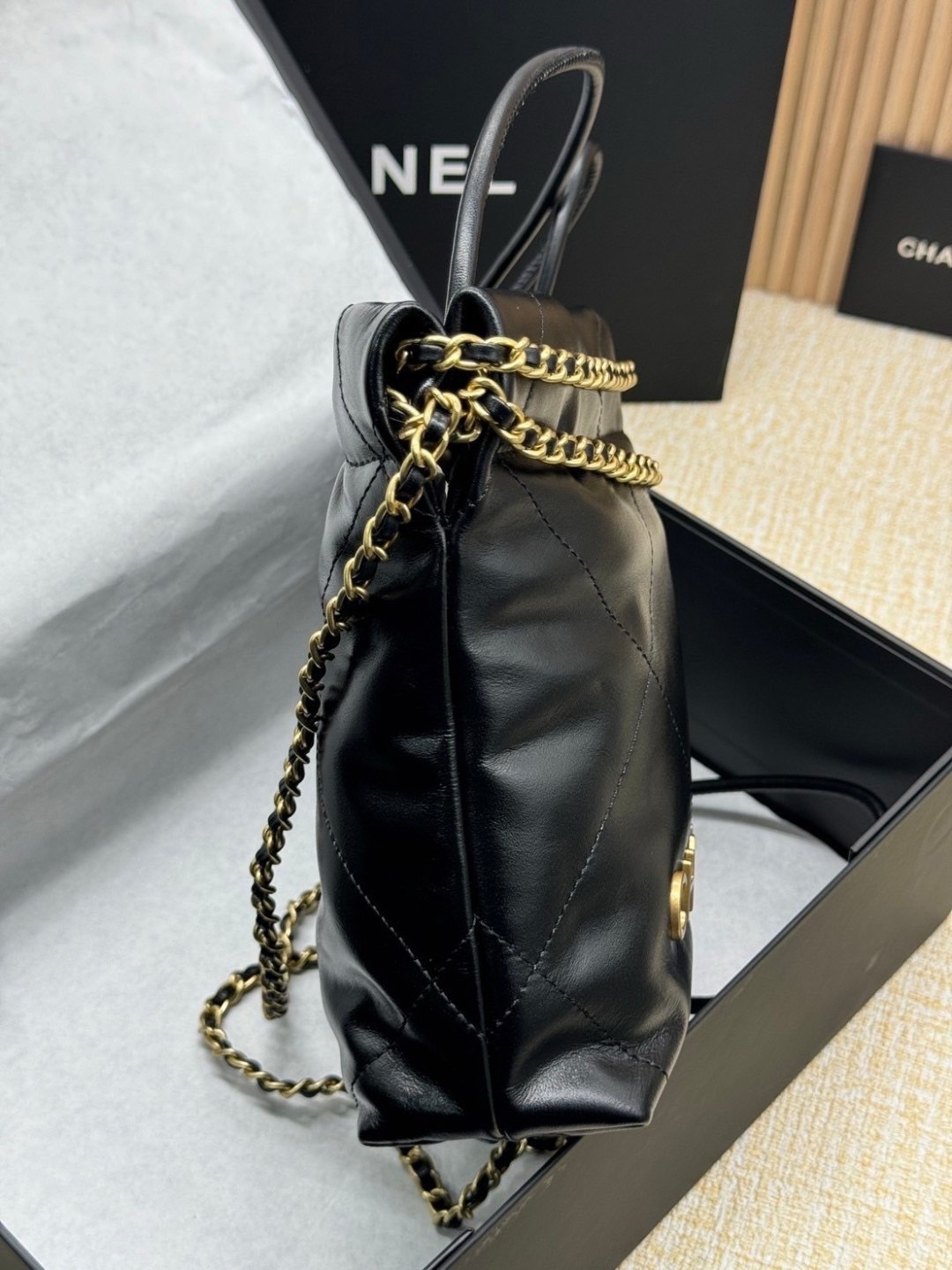 พร้อมส่ง 11 สี ORI หนังแท้ | CHANEL 22 Mini Handbag กระเป๋าสะพายสุดหรู รุ่นยอดนิยม 🤍 เกรดออริจินอล หนังแท้ ภาพถ่ายจากงานขายจริง ใช้งานต่างประเทศได้