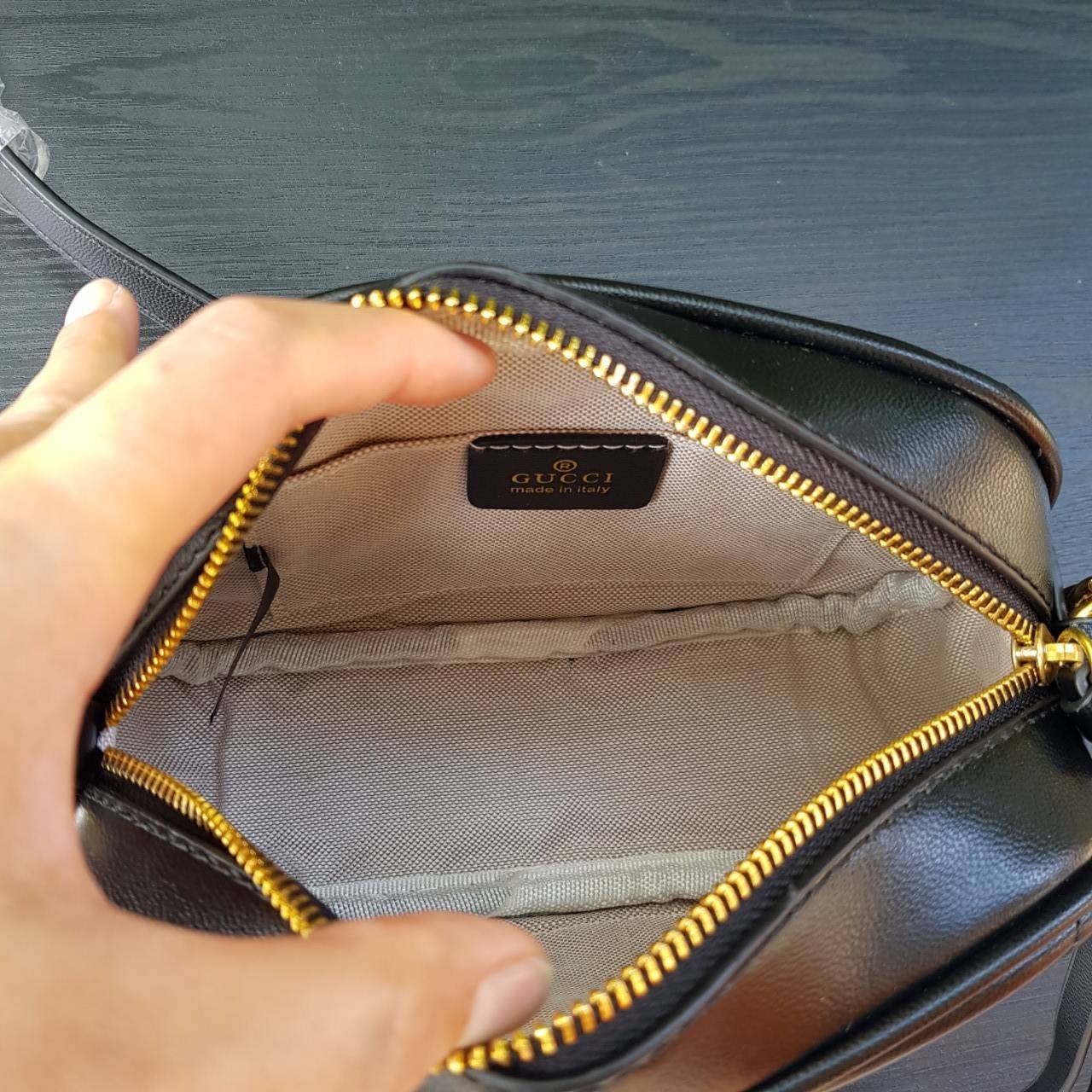 GUCCI GG Marmont small matelassé shoulder bag กระเป๋าสะพายครอสบอดี้ คอลเลคชั่นสุดหรู ใช้งานง่าย เข้าได้กับทุกลุค