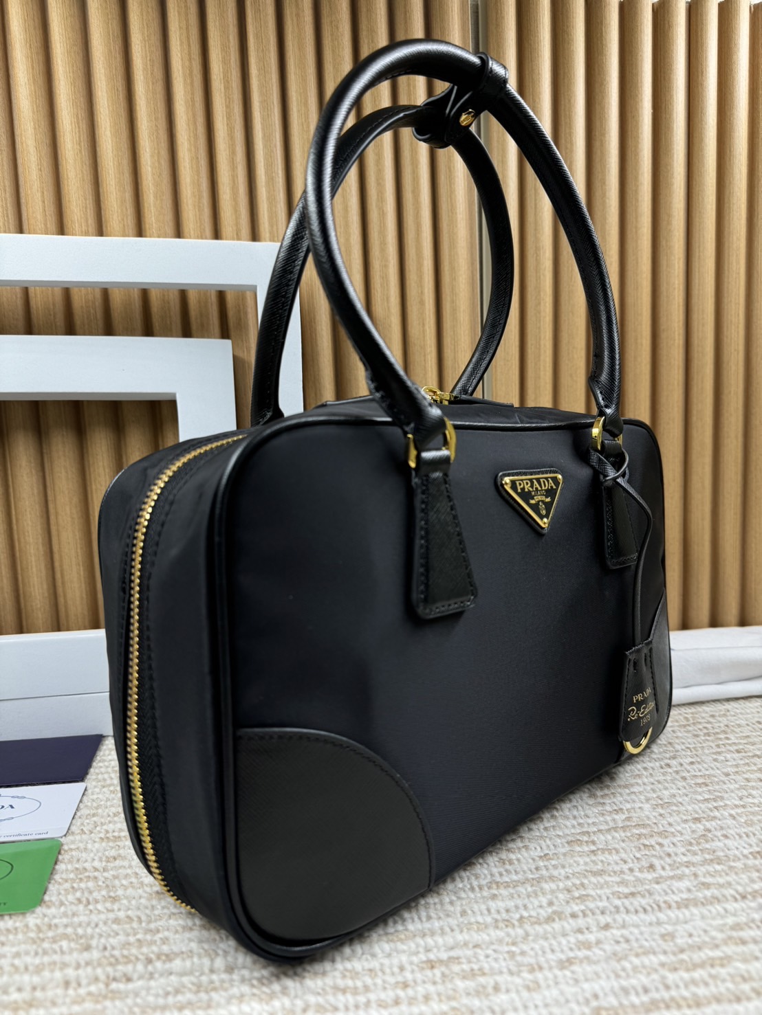 Prada Re-Edition 1978 large Re-Nylon and Saffiano leather two-handle bag 30cm กระเป๋าสะพายใบใหญ่เรียบหรู เกรดออริ สลับแท้ 1:1 ใช้งานต่างประเทศได้