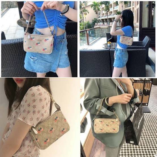OUTLET 】Coach Signature Top Handle Coach Pouch with Strawberry, Watermelon, Ladybug พร้อมส่งที่ไทย เป็นอีกรุ่นหนึ่งที่ได้รับความนิยมในหมู่สาว ๆ ค่ะ นอกจากราคาจะไม่สูงแล้ว ยังมีรูปทรงที่น่าสนใจอีกด้วย กะทัดรัดแต่ใช้งานง่าย เหมาะกับทุกโอกาส สำหรับกระเป๋าคล้