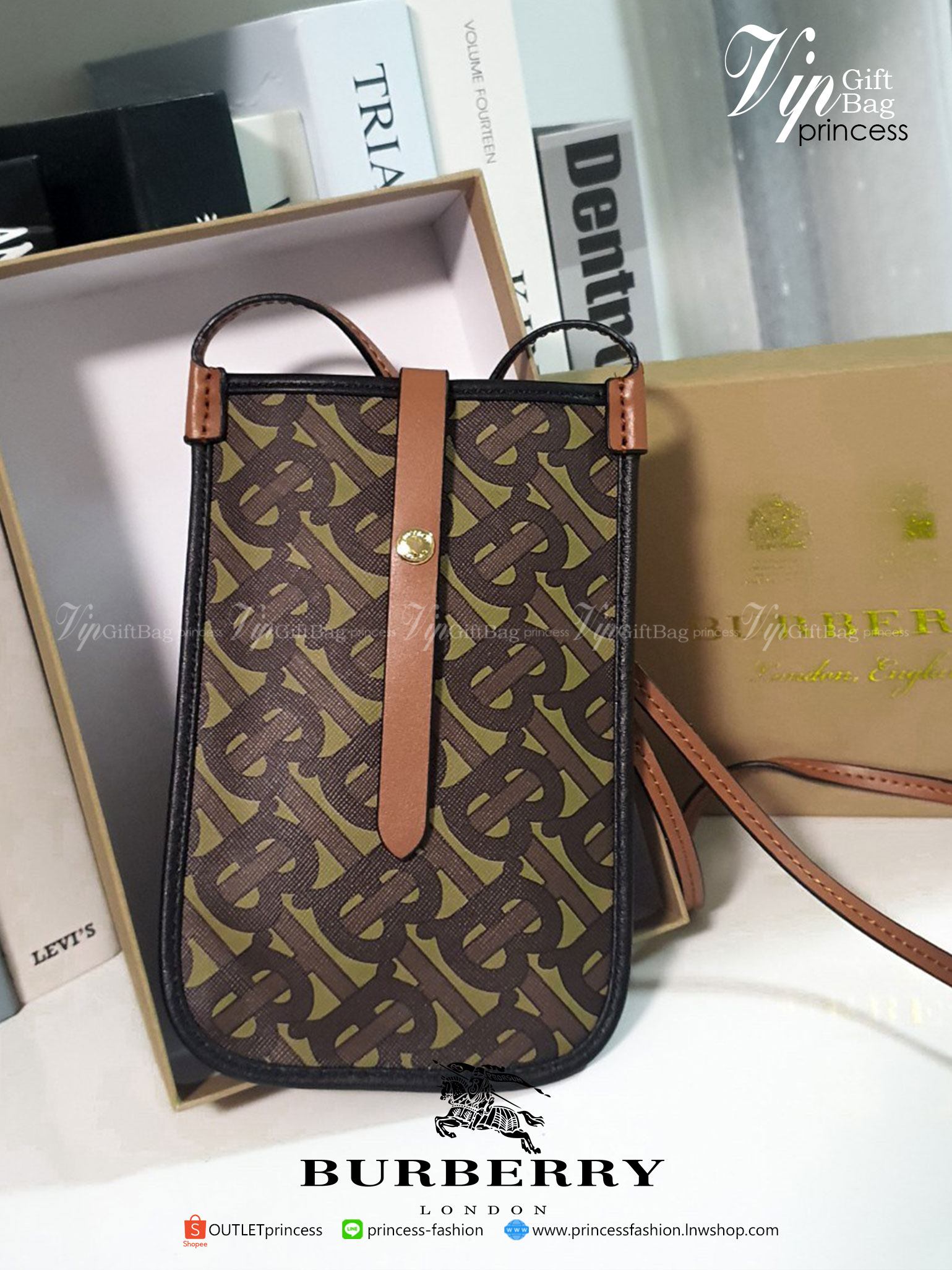BURBERRY MONOGRAM PRINT STAP PHONE CASE Purchase Limited Edition (GWP)