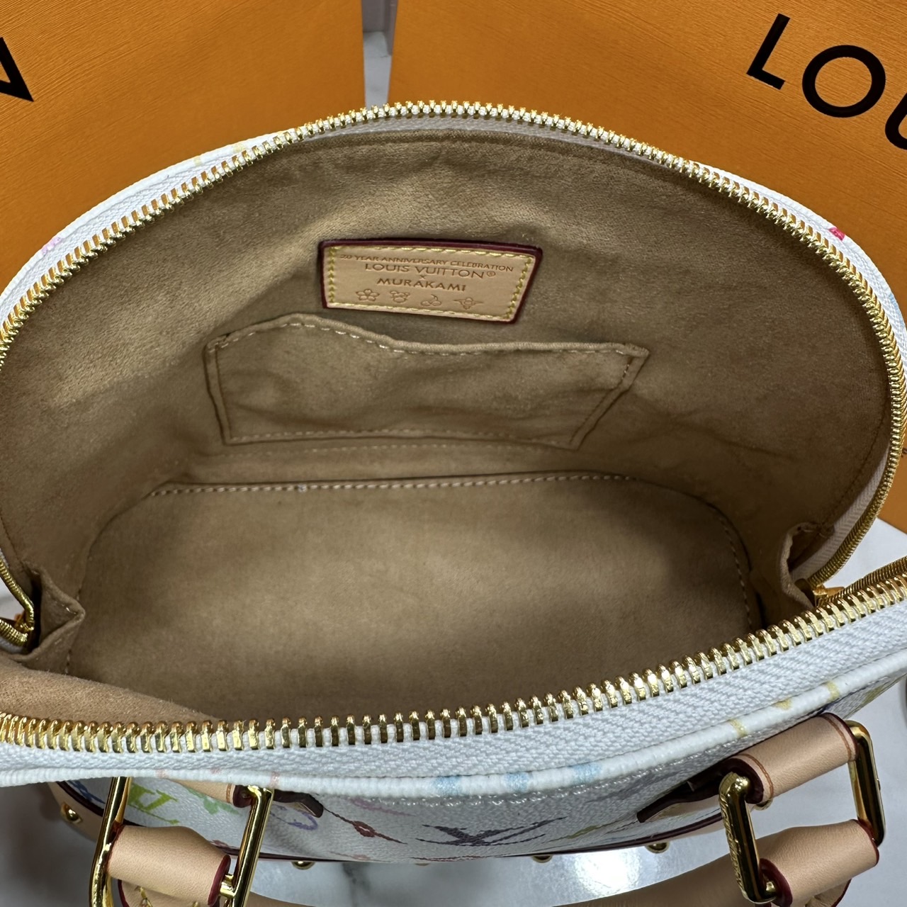 ORI หนังแท้ | LV x TM Alma BB Multicolored Monogram Keybell กระเป๋าสะพายทรงอัลม่าที่ใครเห็นต้องเป็นหลงรัก คอลใหม่ดีไซน์เฉดสีสันสดใส