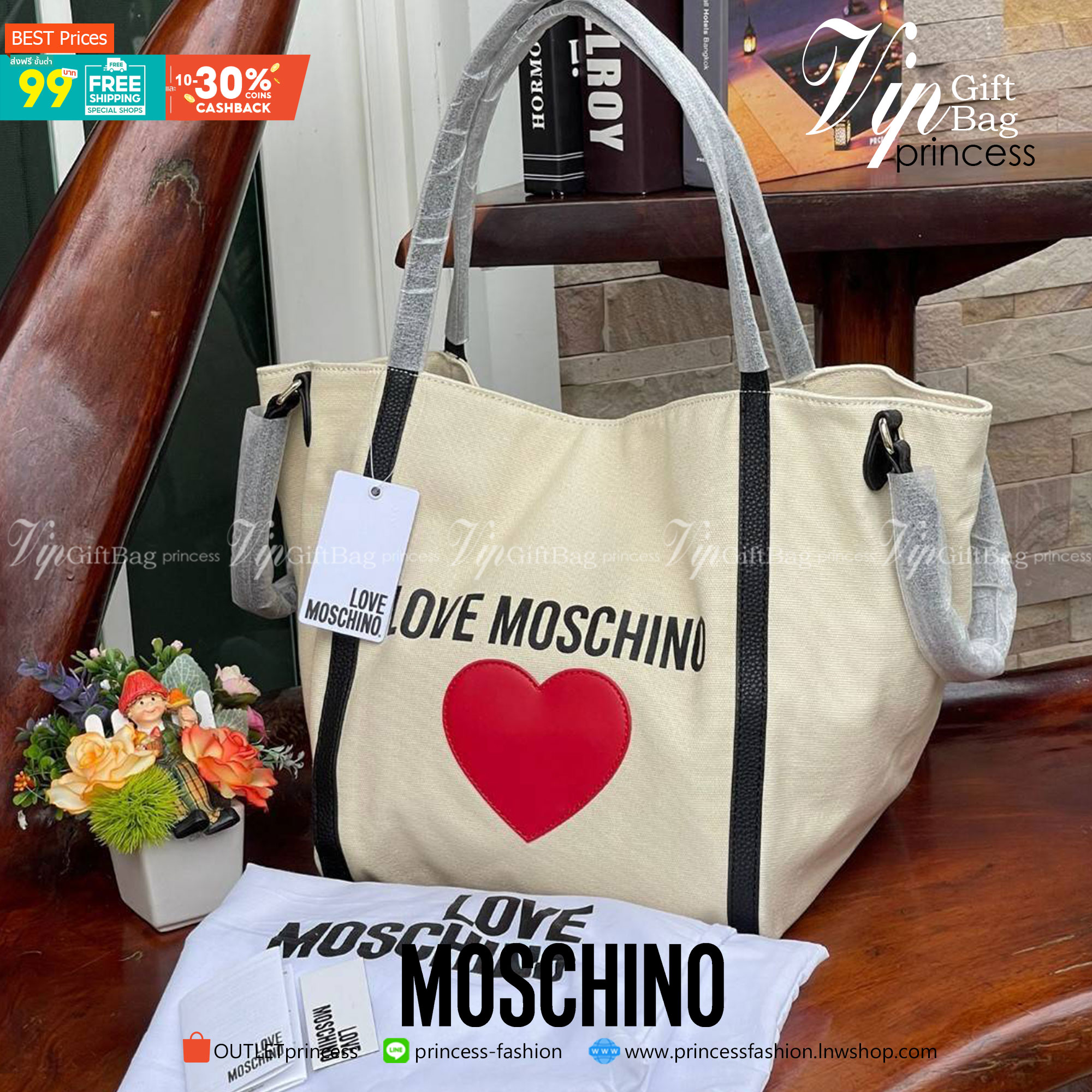 Love Moschino Borsa Donna MOD.JC4333PP07KV VAR.Unica กระเป๋าทรง Tote เป็นกระเป๋าที่สาวๆ ทำงานนิยมมากที่สุด เพราะมีขนาดใหญ่พอเหมาะใส่เอกสารขนาด A4 ใส่ของใช้ของจำเป็นได้ครบสำหรับการใช้งานนอกบ้านใน 1 วัน ถ้าต้องออกไปธุระต่อตอนค่ำก็ยังไม่ใหญ่เทอะทะเกินไป