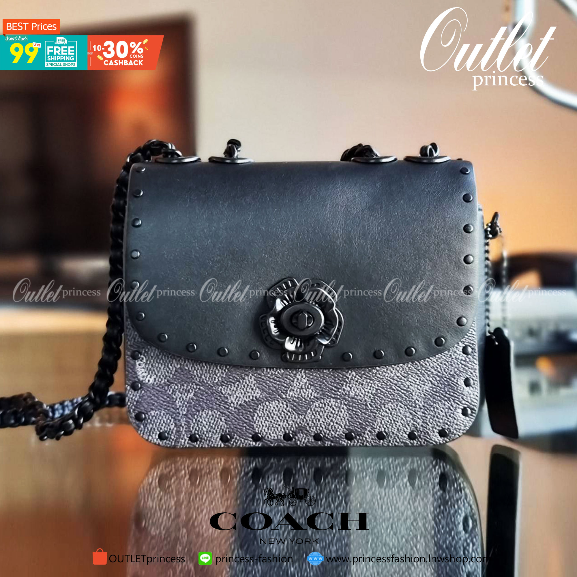 COACH C2462 MADISON SHOULDER BAG 16 IN SIGNATURE CANVAS WITH RIVETS (B4NQ4) กระเป๋าสะพายข้าง ไซส์กะทัดรัด พกพาง่าย น้ำหนักเบา ดีไซน์สวย โดดเด่นด้วยตัวล็อครูปดอกไม้ สีสันตกแต่งตัดกันกับลายซีอย่างลงตัว วัสดุหนังแคนวาสเคลือบลาย ภายในแบ่งสัดส่วนให้อย่างดี มาพ
