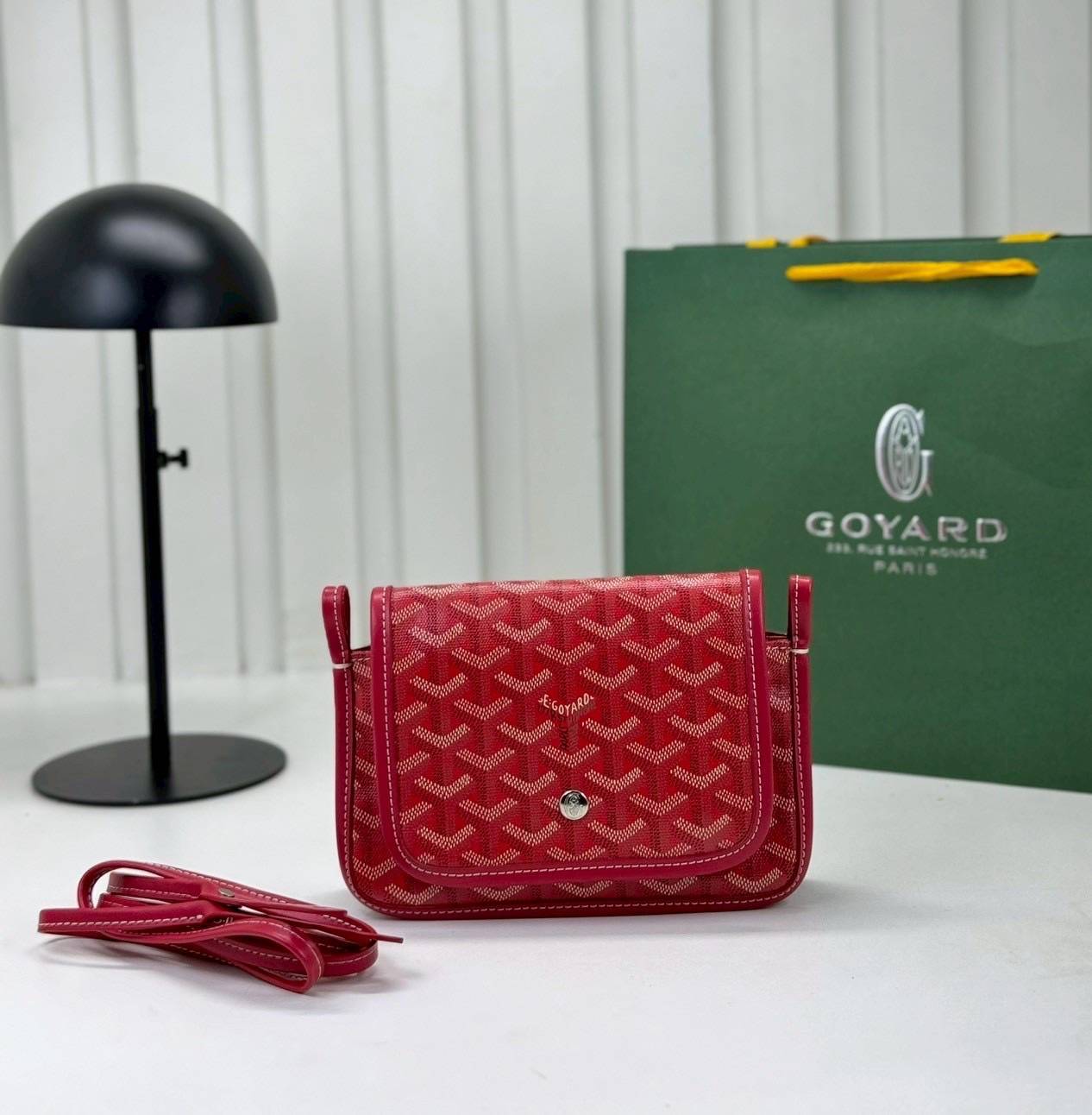 10 สี ORI หนังแท้ | GOYARD Plumet pouch-wallet กระเป๋าสะพายใบเล็กกะทัดรัด ดีไซน์กระเป๋าสตางค์ Plumet ดีไซน์มาพร้อมช่องใส่เหรียญ ธนบัตร และบัตรต่างๆ สามารถสะพายไหล่เป็นกระเป๋าสะพายข้างได้เหมือนกระเป๋าใบเล็ก