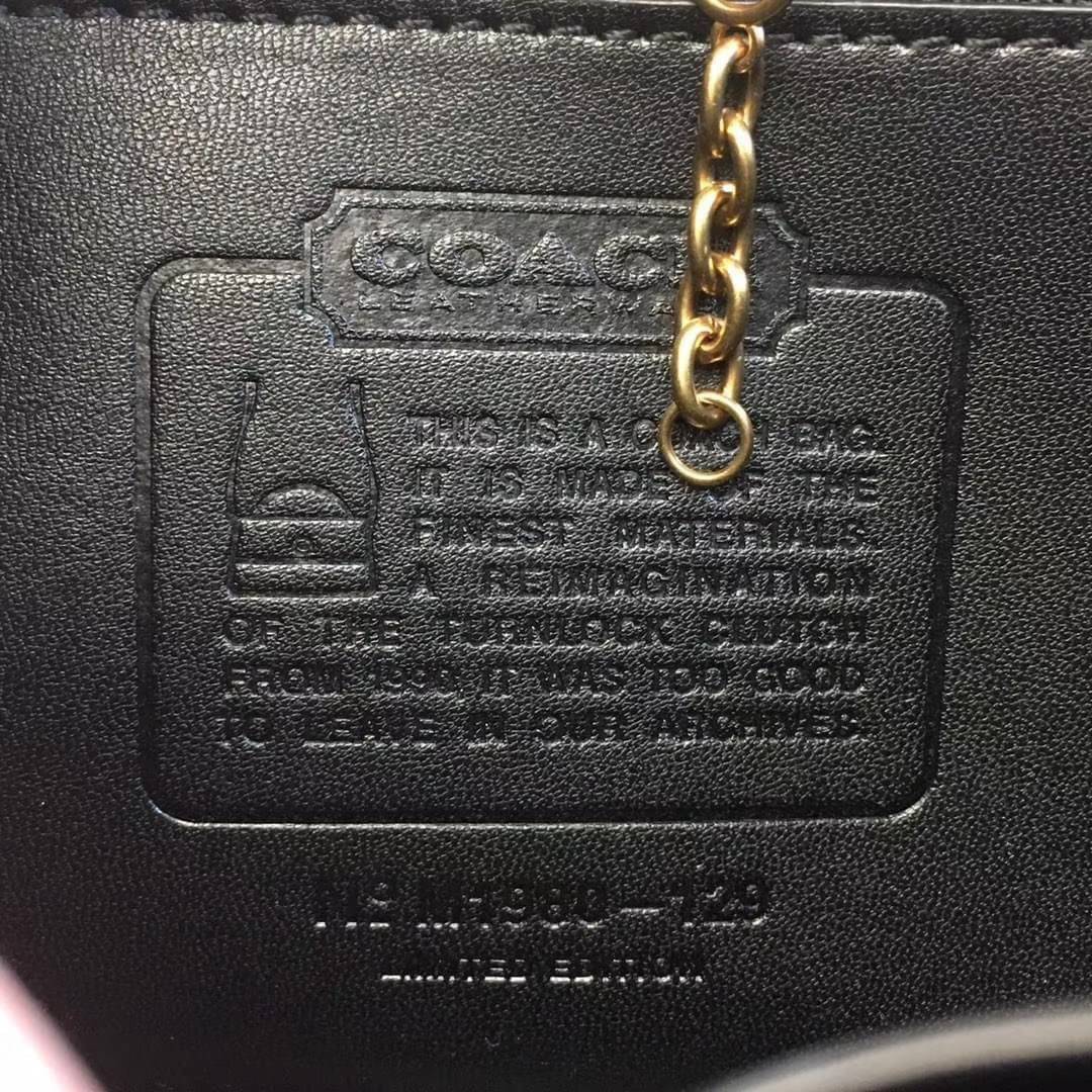 OUTTLET 】Auth Coach 1941 Turnlock Clutch Crossbody Bag พร้อมส่งที่ไทย