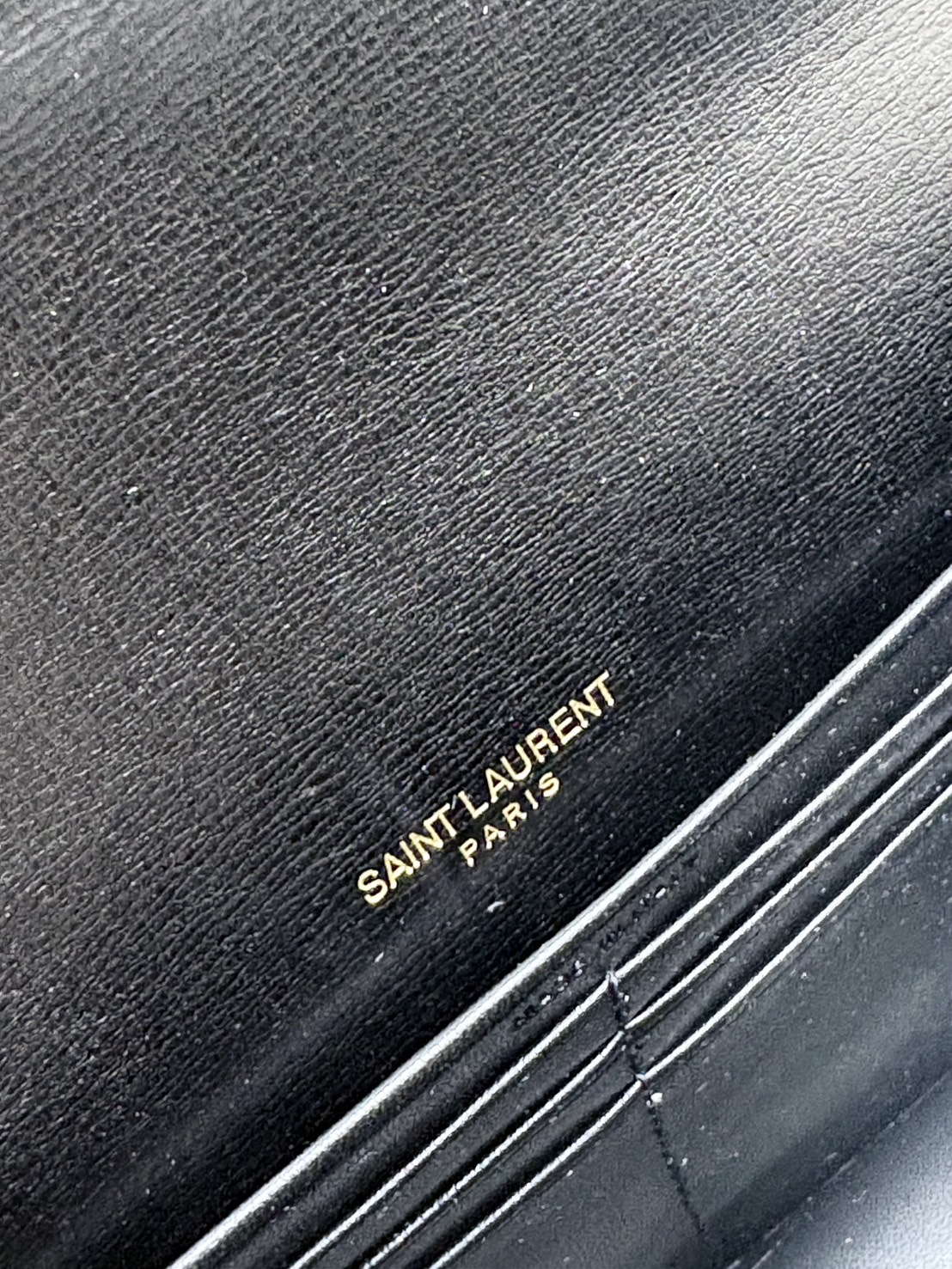 ORI หนังแท้ | YSL Sunset medium in smooth leather กระเป๋าสะพายข้างดีไซน์เรียบหรู โลโก้สวยโดดเด่น ไอเท็มขึ้นแท่น the best seller!!