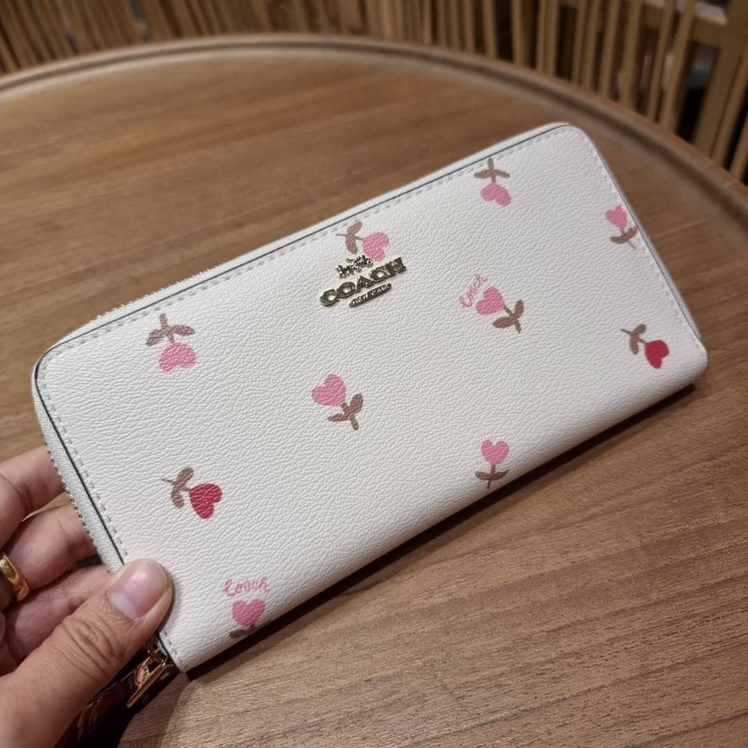 OUTLET 】COACH ACCORDION ZIP WALLET IN SIGNATURE CANVAS F86093 C3287 F98126 กระเป๋าสตางค์ใบยาว น่ารักน่าใช้
