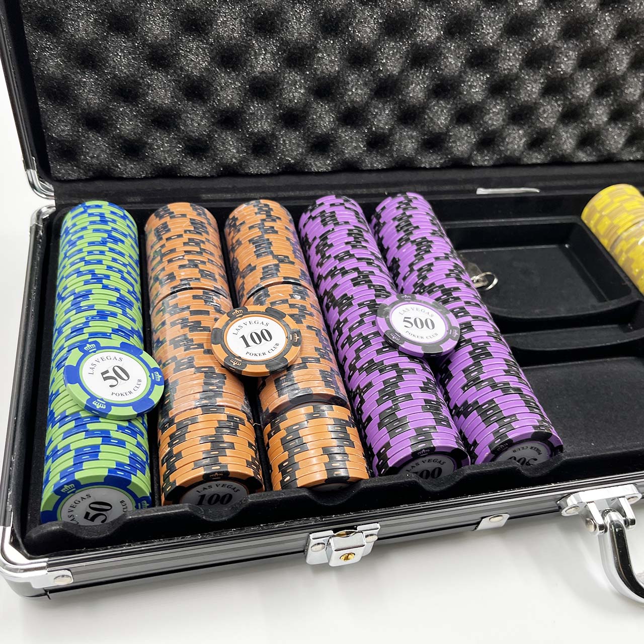ชุดชิปโป๊กเกอร์เกรดพรีเมี่ยมพร้อมกระเป๋าแบบบางใส่ชิปสีเทาขนาดบรรจุ 500 ชิป ชุด 2