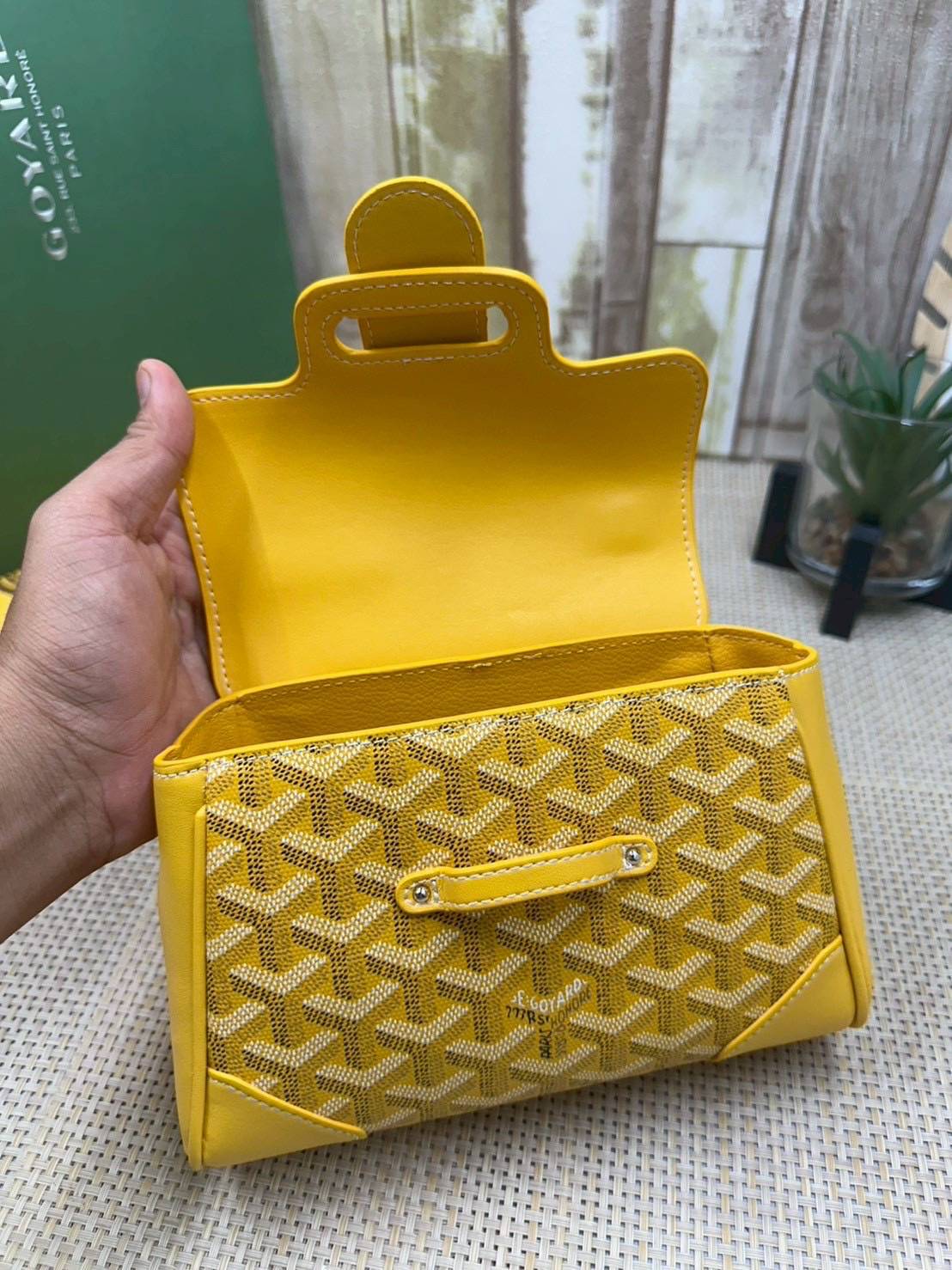10 สี ORI หนังแท้ | GOYARD Saïgon Souple Mini Bag 20cm กระเป๋าถือ/สะพายดีไซน์หูจับไม้เป็นเอกลักษณ์ที่สวยหรูหราสง่างาม