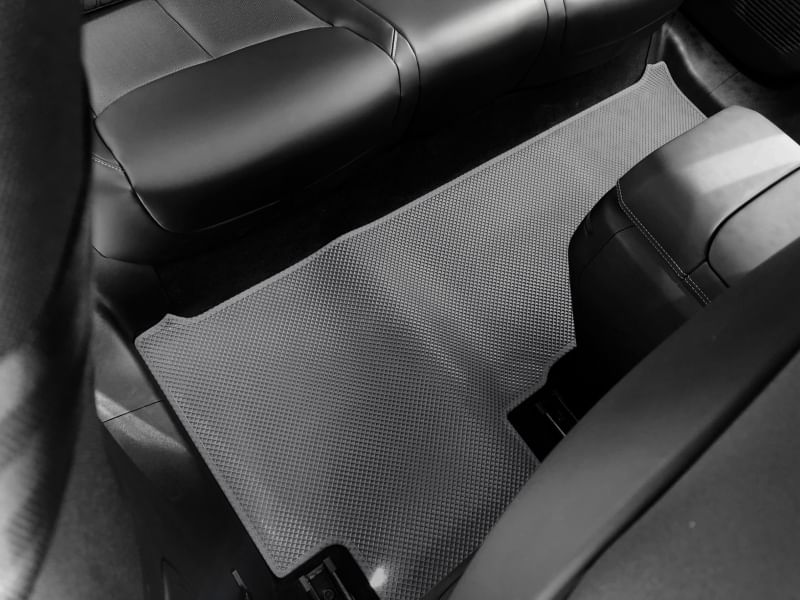 ยางปูพื้นรถยนต์ XPENG G6 2024 พรมลายวาฟเฟิล เอ็กซ์เผิง จีซิกส์ เข้ารูป 3ชิ้น