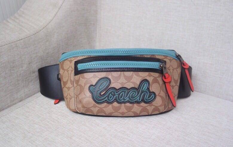 COACH F72931 TERRAIN BELT BAG IN SIGNATURE CANVAS กระเป๋าคาดอกสุดเท่ ขนาดพอเหมาะ ใช้แล้วเท่สุดๆไปเลย ภายในกว้าง เปิดปิดด้วยซิป