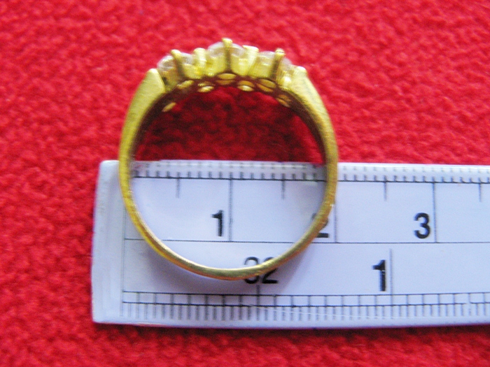 สินค้าหมดค่ะ แหวนเพชรทองเหลือง แบบ3(เพชร7เม็ด ทรงหยัก)ค่ะ