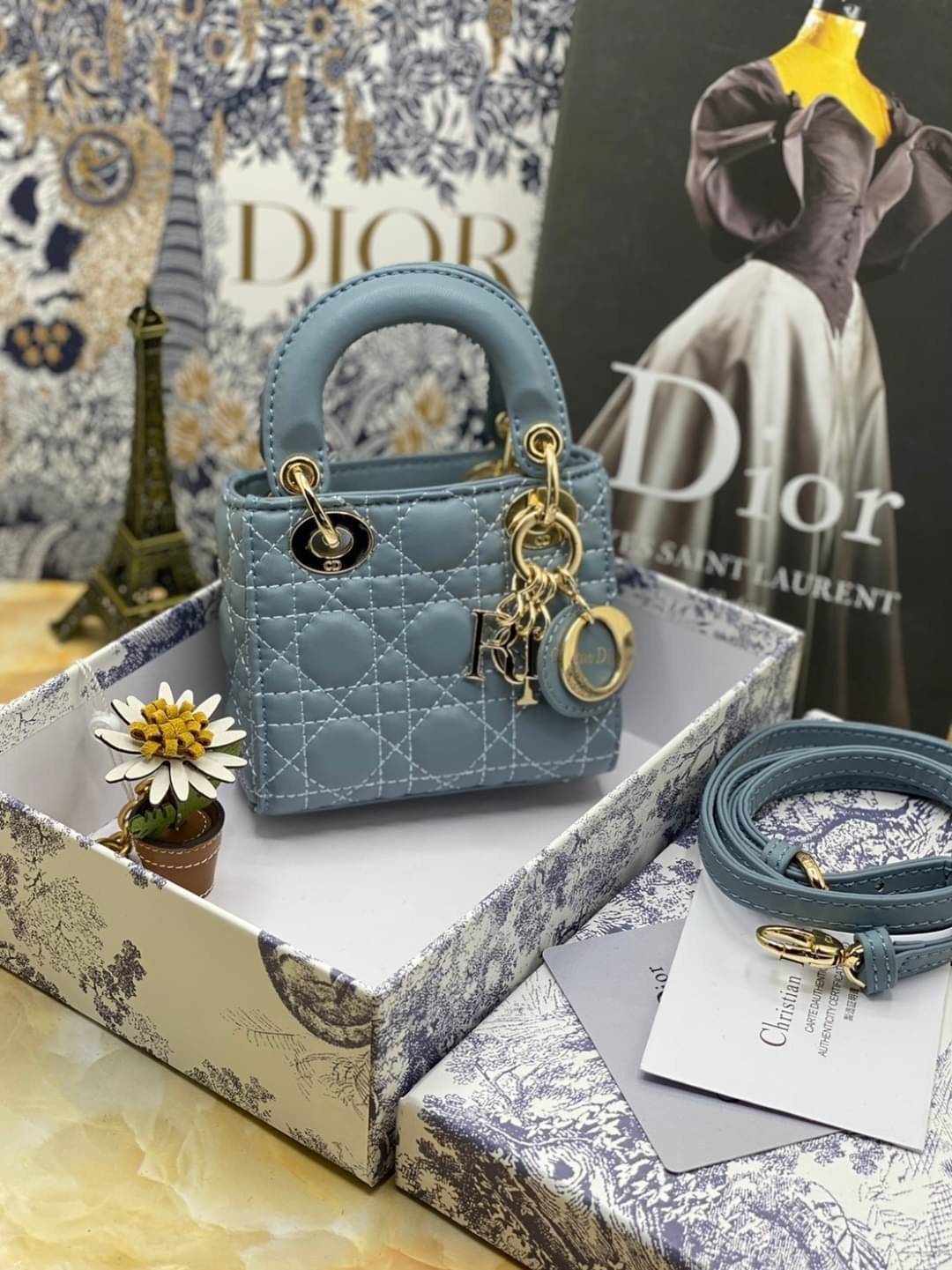 VIP 】หนังแท้ CHRISTIAN DIOR MICRO LADY DIOR BAG Cannage Lambskin