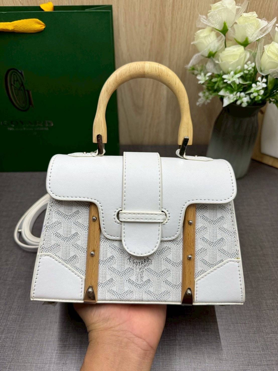 10 สี ORI หนังแท้ | GOYARD Saïgon Souple Mini Bag 20cm กระเป๋าถือ/สะพายดีไซน์หูจับไม้เป็นเอกลักษณ์ที่สวยหรูหราสง่างาม