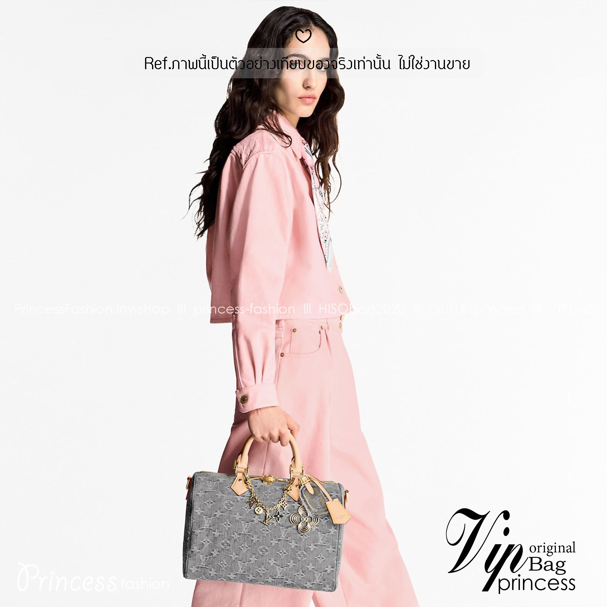 ORI หนังแท้ | LV Speedy Soft 30 Monogram Denim Washed Gray กระเป๋าสะพายสปีดี้ทรงหมอน ทรงยอดนิยม งานเดนิมตัดเย็บจากผ้าฝ้ายโดยใช้เทคนิคการฟอกสีแบบพิเศษ ตกแต่งด้วยหนังและฮาร์ดแวร์สีทองอ่อน