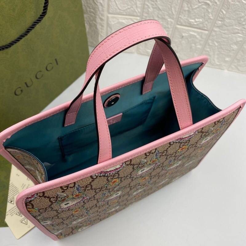 VIP GIFTbag 】GUCCI Children's Yuko Higuchi tote bag GG Supreme canvas งานหนังแท้ น้องกระต่ายคอลเลคชั่นสดใสน่ารัก เอาใจน้องๆ และสาวๆ สายแบ๊ว คิ๊วๆ ด้านในโล่งกว้าง สะพายไปไหนก็ได้ตามสะดวก ใส่ของได้ครบจบใบเดียว คุ้มจริงๆจ้า
