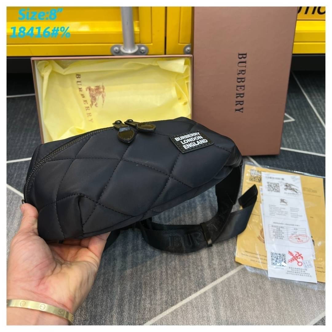 BURBERRY BELT BAG / Burberry Vintage Check Sonny Belt Bag / BURBERRY FRAGRANCES BELT BAG กระเป๋าคาดเอว คาดอกแบบ UNISEX ใช้ได้ทั้งชายหญิง