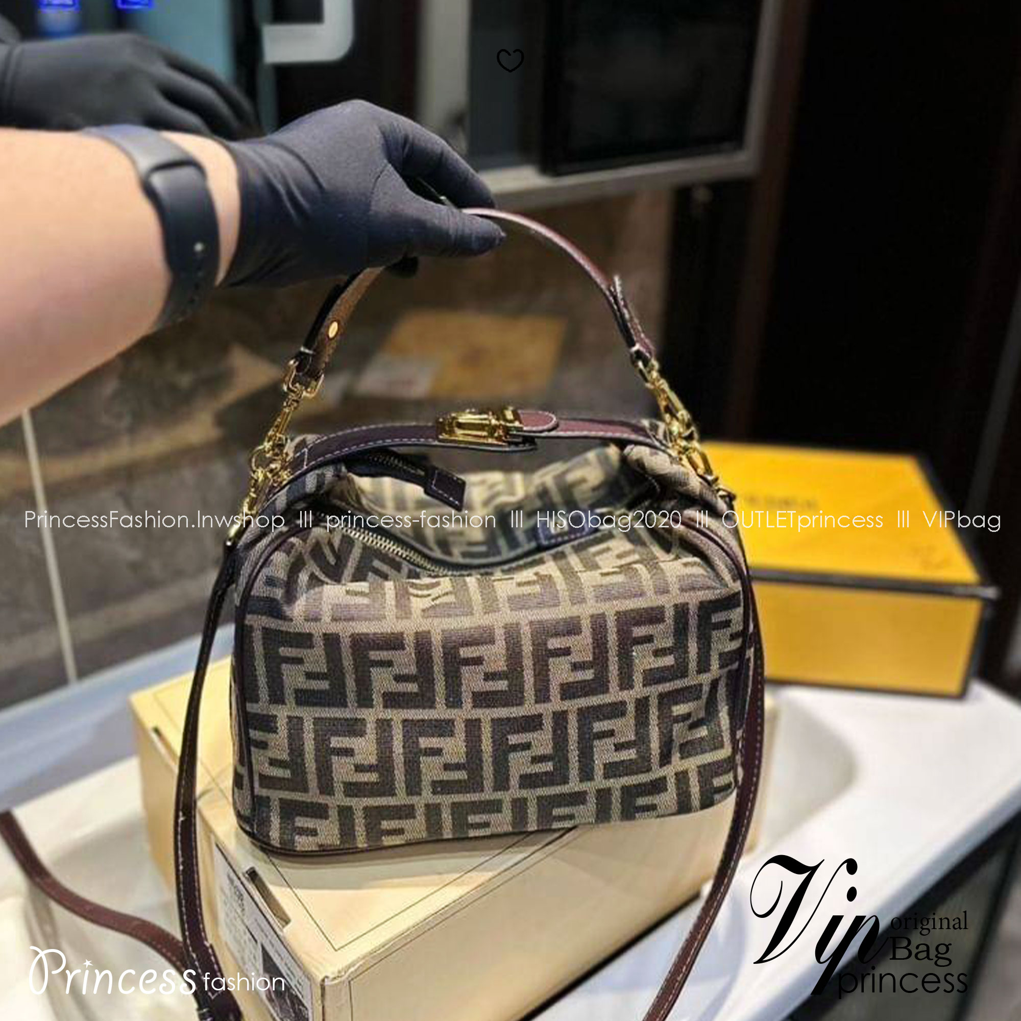 Fendi Tobacco Monogram FF Logo Zucca Buckle Belt Boston Mini Bag กระเป๋าสะพายไซส์มินิน่ารัก เปิดปิดด้วยตัวล็อคปั้มลายแบรนด์ ห้ามพลาดเลยค่ะใบนี้แนะนำสุดๆ