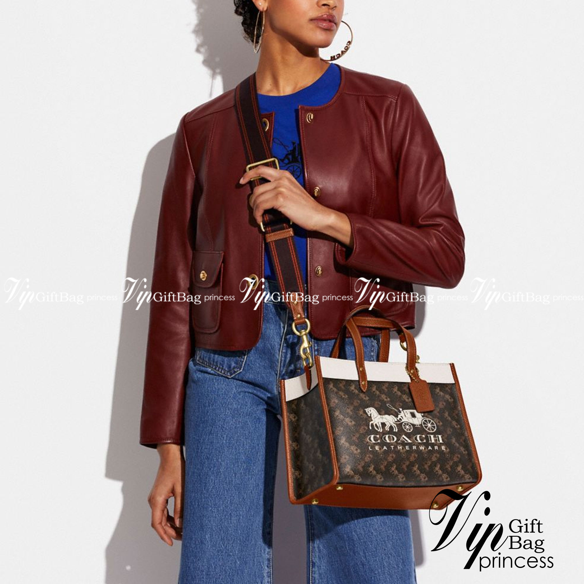COACH FIELD TOTE 30 WITH HORSE AND CARRIAGE PRINTAND CARRIAGE BADGE 📣พร้อมส่งที่ไทย ใหม่ล่าสุด บอกเลยสีสวย สุดคลาสสิคมากๆ