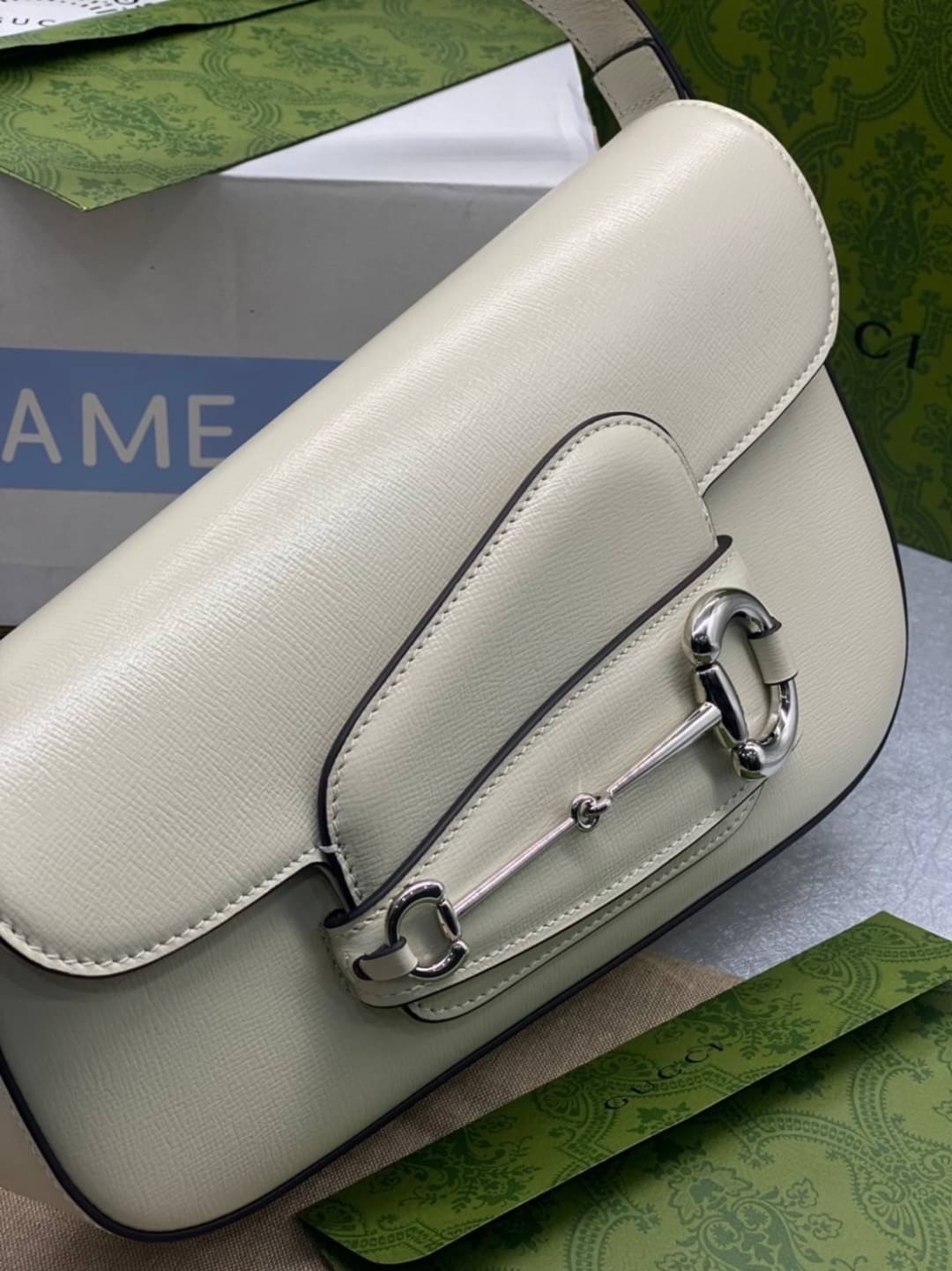 GUCCI HORSEBIT 1955 SMALL SHOULDER BAG กระเป๋าสะพายถือหรือสะพายไหล่ แคนวาสสวยอย่างดี เกรดท็อปออริจินอล 1:1 เกรดดีสุด สลับแท้