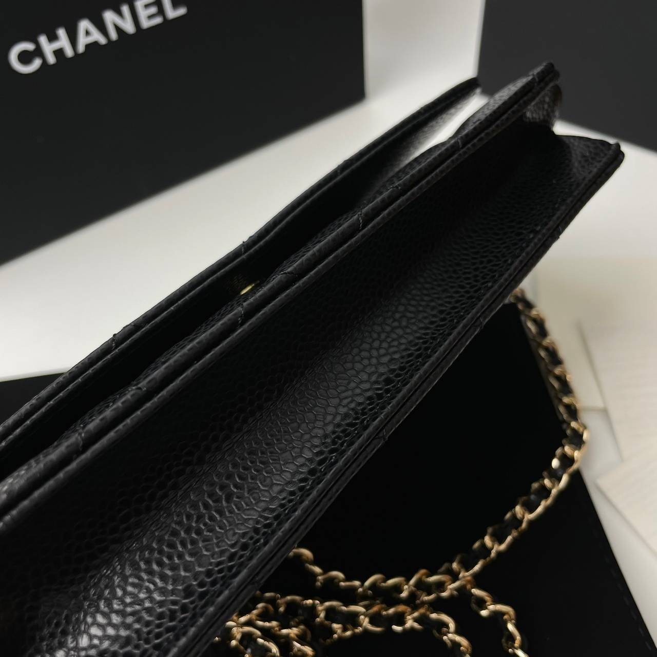 Chanel Wallet On Chain รุ่น Micro chip *หนังคาเวียร์* เกรดท็อปออริจินอล 1:1 สลับแท้ เกรดขายดีสุด งานสวยเป๊ะปัง ทรงสวยตรงปก ไม่ผิดหวัง ใช้งานต่างประเทศได้ ภาพถ่ายจากงานขายจริง