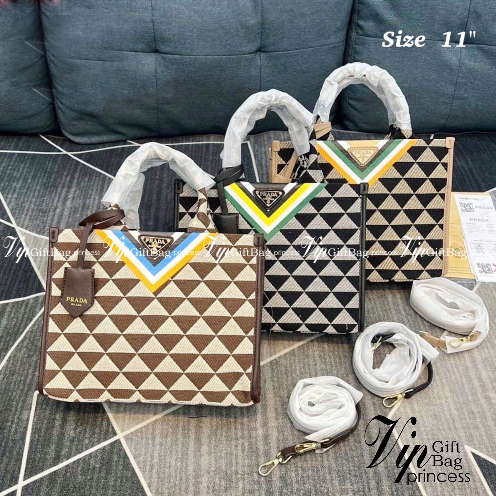 Prada Tote Bag / Prada Symbole jacquard fabric handbag กระเป๋าพราด้าทรงชอปปิ้ง หน้าติดอะไหล่โลโก้แบรนด์สีทอง มีให้เลือกใช้งาน 3 ขนาด งานชนชอปใช่งานง่าย สวยมงลงมากค่า แบบใหม่ล่าสุดจากแบรนด์ดัง จัดให้แบบเลิศๆ กับกระเป๋าทรงโท้ท สวยเอกลักษณ์ ภายในโล่งกว้างมาก