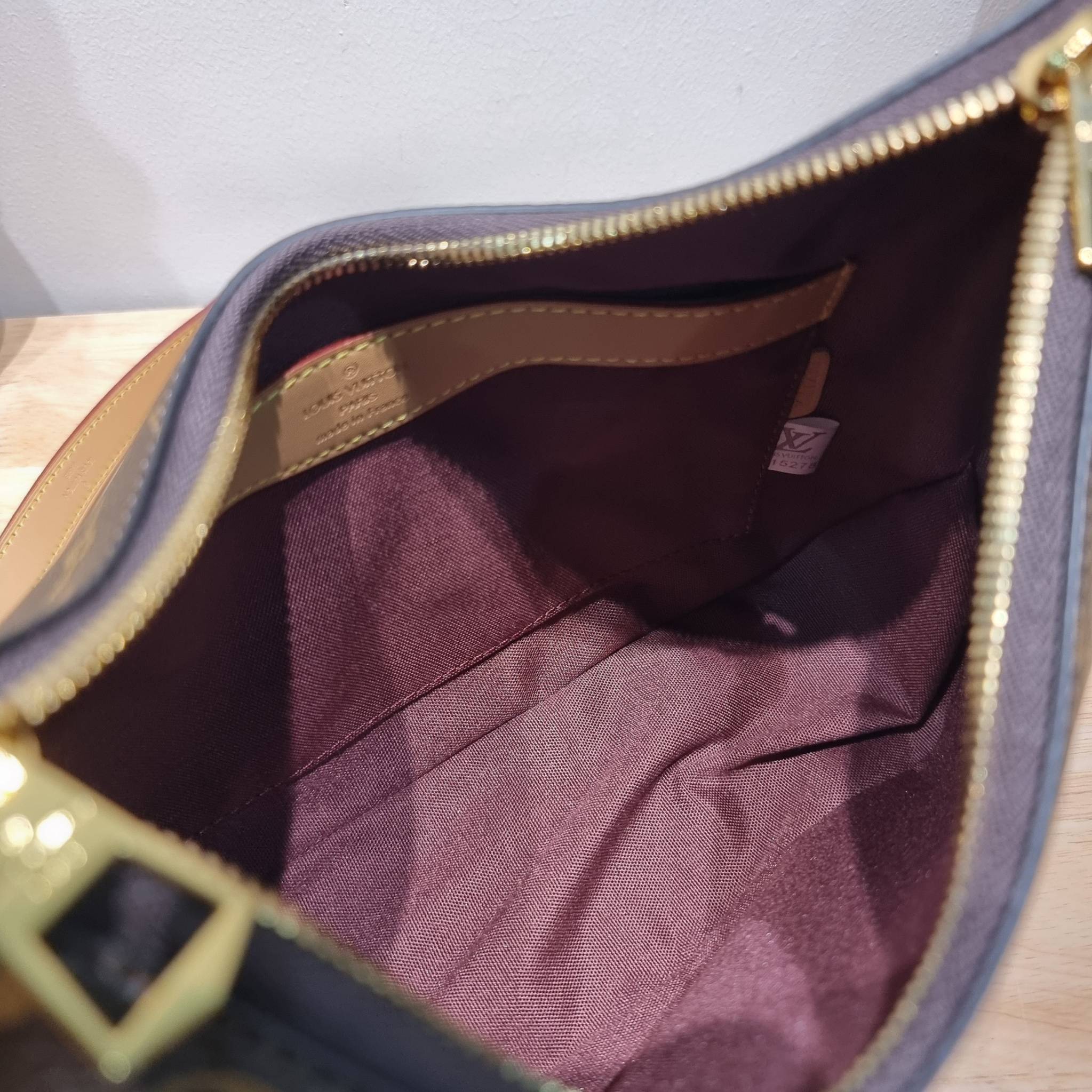 LV boulogne monogram bag กระเป๋าสะพาย ดีไซน์คลาสสิครุ่นสุดปัง ขนาดกำลังดี ใช้งานได้สะดวกคล่องตัว วัสดุหนังแคนวาสทนทาน