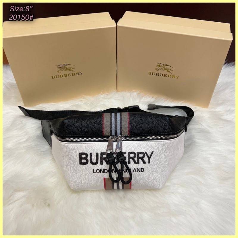 BURBERRY Belt Bag / Burberry Vintage Check Sonny Belt Bag / BURBERRY FRAGRANCES BELT BAG กระเป๋าคาดเอว คาดอกแบบ UNISEX ใช้ได้ทุกเพศ แพทเทิร์นใช้งานง่าย ภายในโล่งกว้าง จุของได้สบายๆ สายสะพายปรับได้เลยตามชอบ ใบจริงดีงามเกินราคาแน่นอน recommend เลยจ้า!!