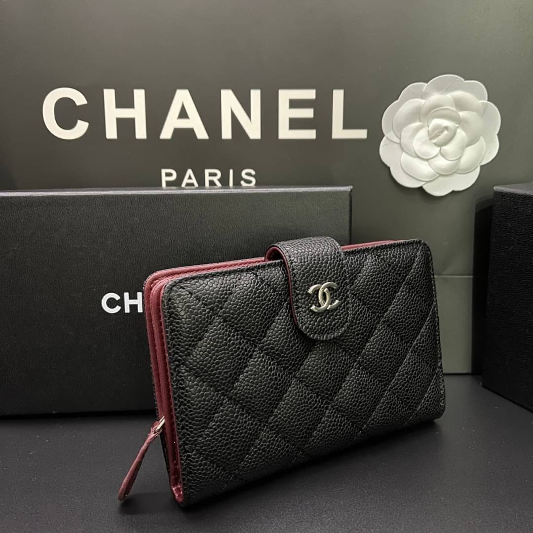 Chanel Wallet Medium / CHANEL ZIP WALLET รุ่นยอดนิยมคลาสสิกเป็นอมตะ เป็นใบยอดนิยมของสาวๆ เลยค่าา พร้อมส่งที่ไทยไม่ต้องรอพรีฯ สาวก Chanel Must Have! นะคะ