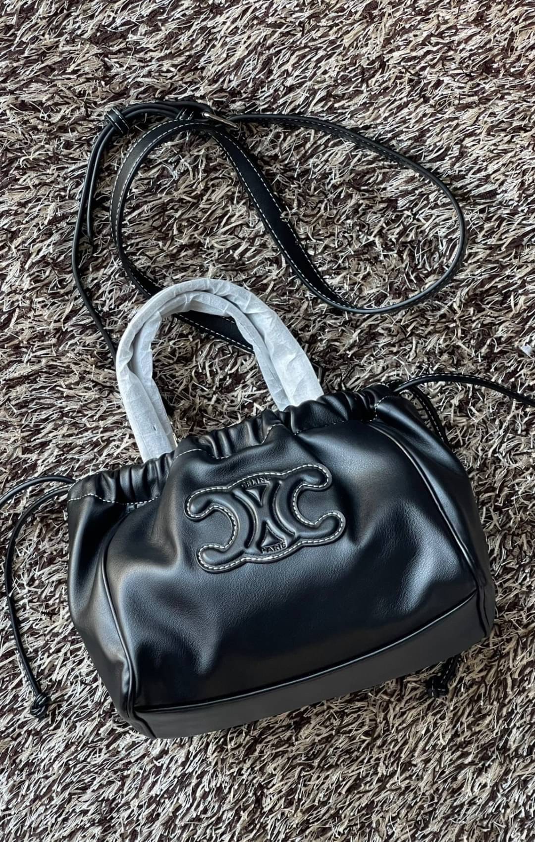 Celine Small Cabas Drawstring Cuir Triompe in smooth กระเป๋าขนาดกำลังดี ดีไซน์คลาสสิก 🧡 เกรดออริจินอล 1:1 สลับแท้ ใช้งานต่างประเทศได้