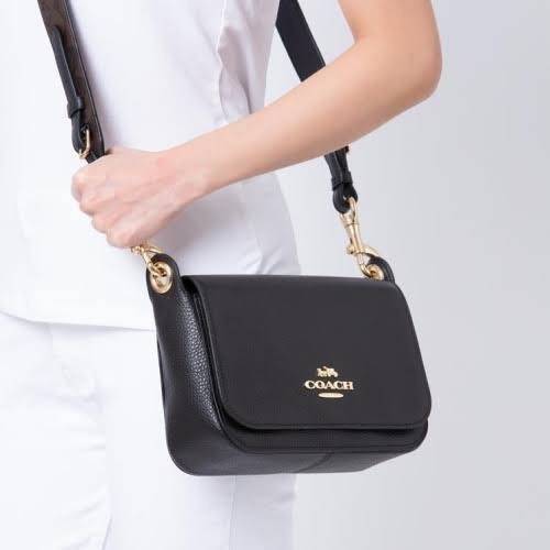 COACH SMALL JES MESSENGER WITH SIGNATURE CANVAS STRAP(COACH F77979)🌺 ทรงนี้ สวยมากจริงๆ ฮิตมากๆตลอดกาล //สะพายข้างฝาปิด ล็อคด้วยแม่เหล็กแน่นหนา รุ่นนี้สวยมาก >>วัสดุหนังแท้เต็มใบ หนังสวยคุณภาพดีมากๆ ยิ่งใช้ หนังยิ่งสวย>>สายสะพายถอดได้ 