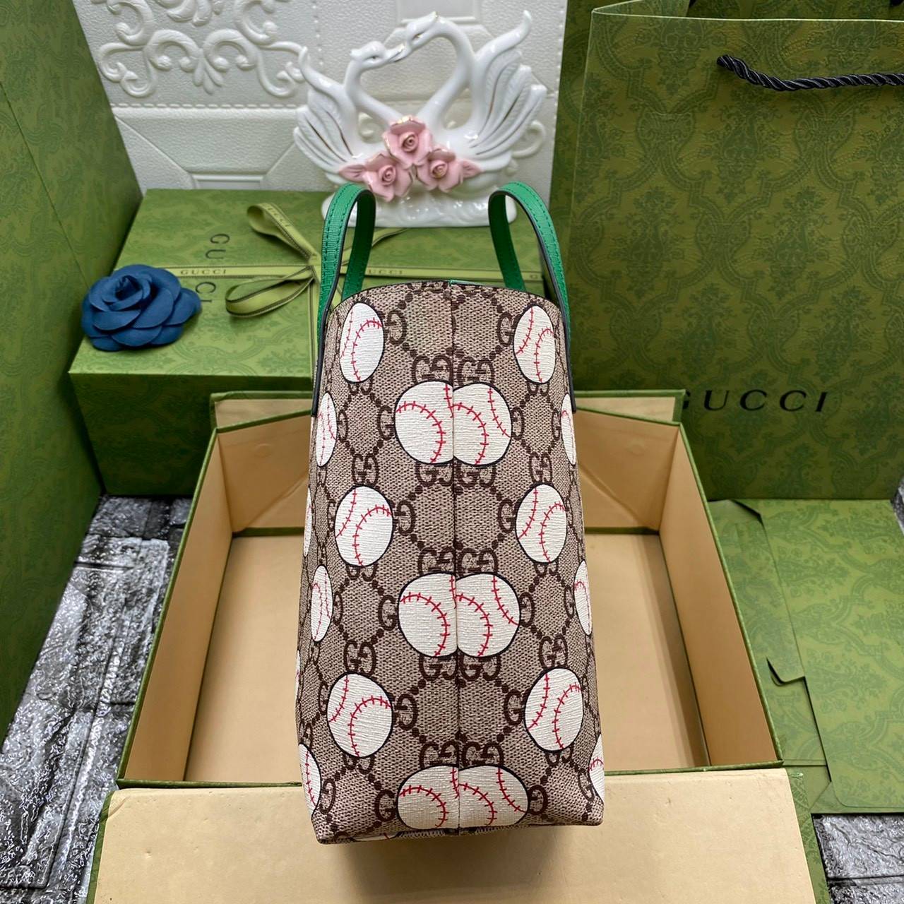 VIP 】Animal-Friendly Gucci Kid Tote Bag งานหนังแท้ทรงตั้งสวย ขนาดกะทัดรัด จุของได้เยอะ ใช้ได้ทั้งเด็กและผู้ใหญ่ น่ารักมากค่ะ **รุ่นขายดีตลอดกาล**