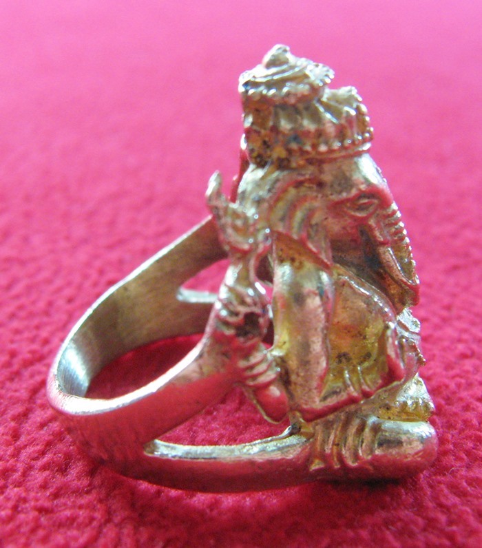 สินค้าหมดค่ะ แหวนพระพิฆเนศทองเหลือง เทพเจ้าแห่งความสำเร็จพร้อมใบคาถา แบบ1ค่ะ