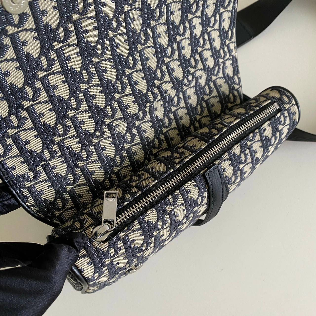 VIP 】𝐂𝐇𝐑𝐈𝐒𝐓𝐈𝐀𝐍 𝐃𝐈𝐎𝐑 SADDLE BAG Black Dior Oblique Jacquard พร้อมส่งที่ไทย 2 สีสุดคลาสสิก กระเป๋าสะพายข้าง สายปรับขนาดได้ จุของได้เยอะ ใช้ได้ทั้งหญิงชาย