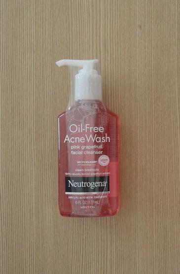 (Pre-order) Neutrogena Oil-Free Acne Wash Facial Cleanser, Pink Grapefruit 6 oz (177 ml)