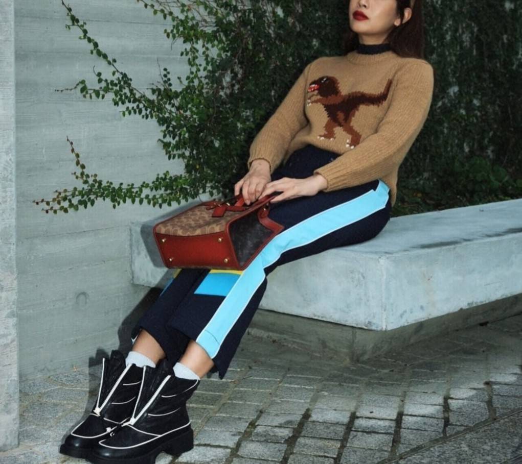 COACH FIELD TOTE 22 WITH HORSE AND CARRIAGE PRINT (C3866)ðāļāļĢāļ°āđāļāđāļēāļāļ·āļ āļāļĢāļ°āđāļāđāļēāļŠāļ°āļāļēāļĒ Unisex āļāļĢāļ TOTE āļŠāļļāļāļŪāļīāļ āļāļĩāđāļŪāļīāļāļāļąāļāļĄāļēāļāļāļąāđāļāļāļēāļĒāđāļĨāļ°āļŦāļāļīāļ// āļ§āļąāļŠāļāļļāļŦāļāļąāļāđāļāļāļ§āļēāļŠāļāļļāļāļ āļēāļ āļāļŠāļĄāļŦāļāļąāļāđāļāđāļāļĒāđāļēāļāļāļĩ āļāļĒāļđāđāļāļĢāļ āļŠāļļāļāļŠāļ§āļĒ āđāļāļāđāļāđāļāļāđāļ§āļĒāļĨāļēāļĒ C Signature āļāļĩāđāđāļāđāļāđāļāļāļĨāļąāļāļĐāļāđ// āļāđāļēāļāđāļāđāļĨāđāļāļāļ§