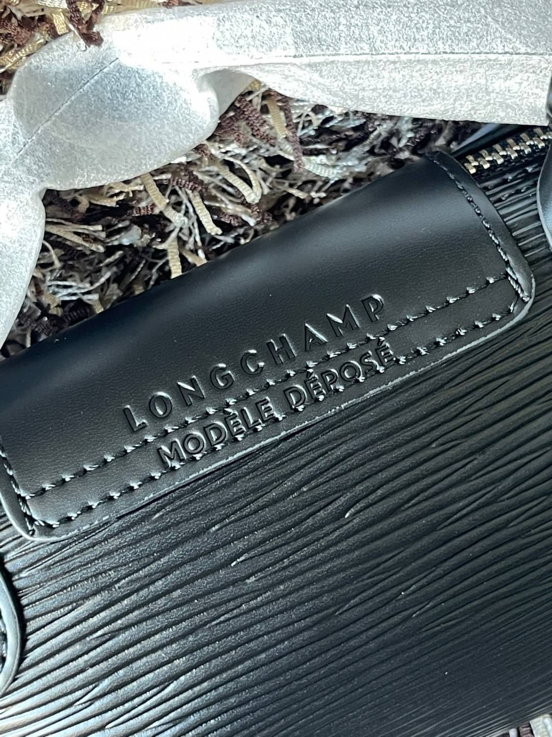 LONGCHAMP LE PLIAGE CITY POUCH WITH HANDLE Taupe - Canvas (ไม่มีสายยาว) กระเป๋าเครื่องสำอางแบบมีซิปพร้อมหูหิ้วใบนี้เหมาะสำหรับการจัดระเบียบกระเป๋าของคุณ