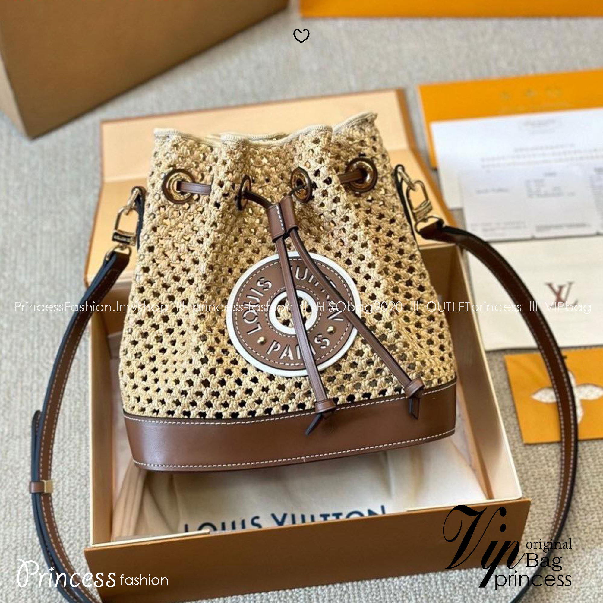 LV Noé BB Raffia bag 9" / LV Bucket Bag กระเป๋าสานทรงบัคเก็ต ดีไซน์ใหม่สุดเอ็กซ์คลูซีฟจากเส้นใยถักแบบโครเชต์ พร้อมสายสะพาย ใช้ในวันสบายๆ ผ่อนคลาย เรียบหรูดูมีสไตส์