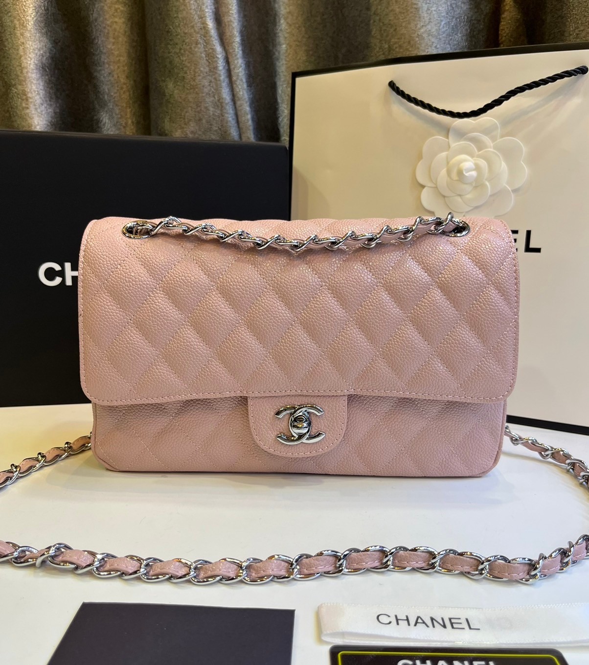 พร้อมส่งโทนพาสเทล CHANEL Classic in Pastel 25cm กระเป๋าสะพายรุ่นยอดนิยมเรียบหรู เกรดออริ 1:1 ใช้งานต่างประเทศได้ ภาพถ่ายจากงานขายจริง