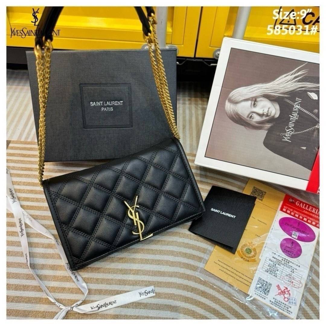 YSL angie chain bag / YSL Clutch Bag กระเป๋าสะพายทรงคลัช ถือออกงานได้สวยโดดเด่น รูปทรงคลาสสิคใช้งานง่าย ภายในแบ่งเป็นช่องซิป และช่องใส่บัตรสะดวกใช้งาน