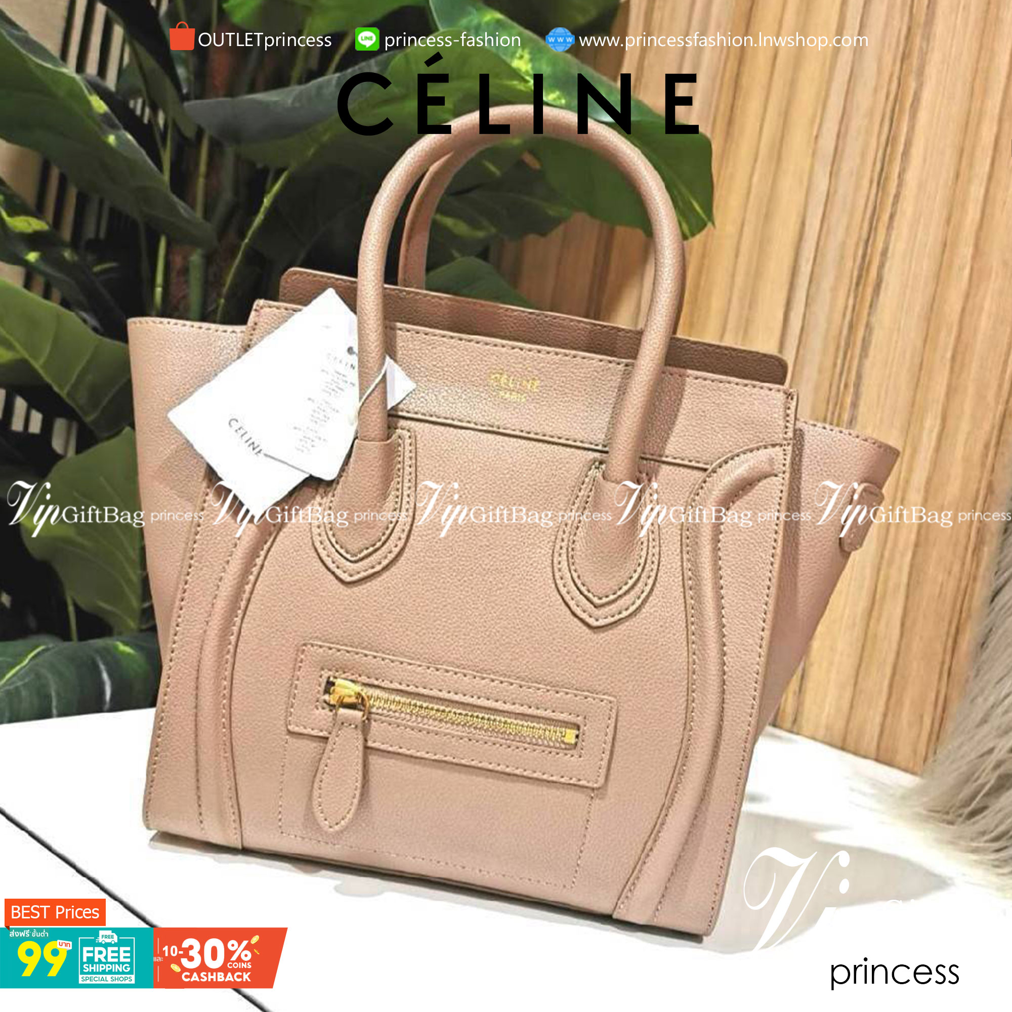 CELINE HANDLE BAG VIP GIFT WITH PURCHASE (GWP) พรีเมี่ยมกิ๊ฟรุ่นใหม่ Limited Edition จาก CELINE HAUTE PARFUME DUTYFREE COUNTER หนังแท้ Calf Skin Leather มาในดีไซน์สุดหรูยอดนิยมหนังนิ่มหอมขึ้นเทคเจอร์สวยอยู่ทรง เปิดปิดด้วยซิปสะดวกใช้ ด้านหน้ามีโลโก้แบรนด์ 