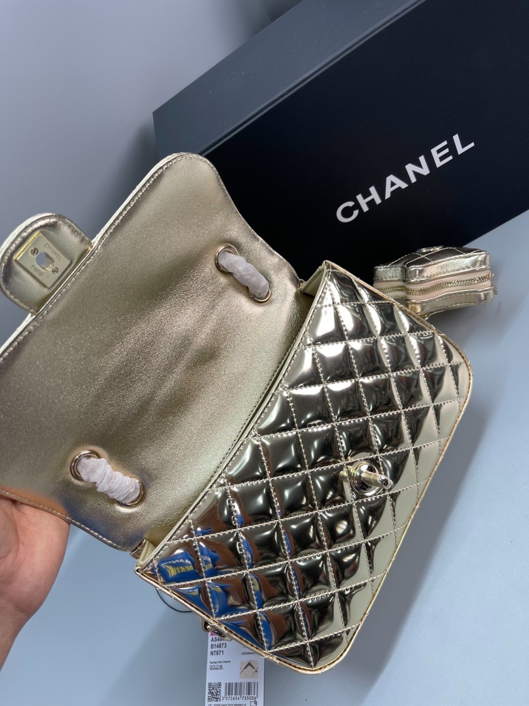 Chanel FLAP BAG & STAR COIN PURSE / CHANEL 24C Gold Metallic Mini Flap Bag กระเป๋าสะพายสีทองเงางามสุดหรู ผู้ดีสุด รวยสุดไปเลยค่า เกรดวีไอพี 1:1 เกรดดีสุด ผ่านทุก ตม ใช้งานต่างประเทศได้