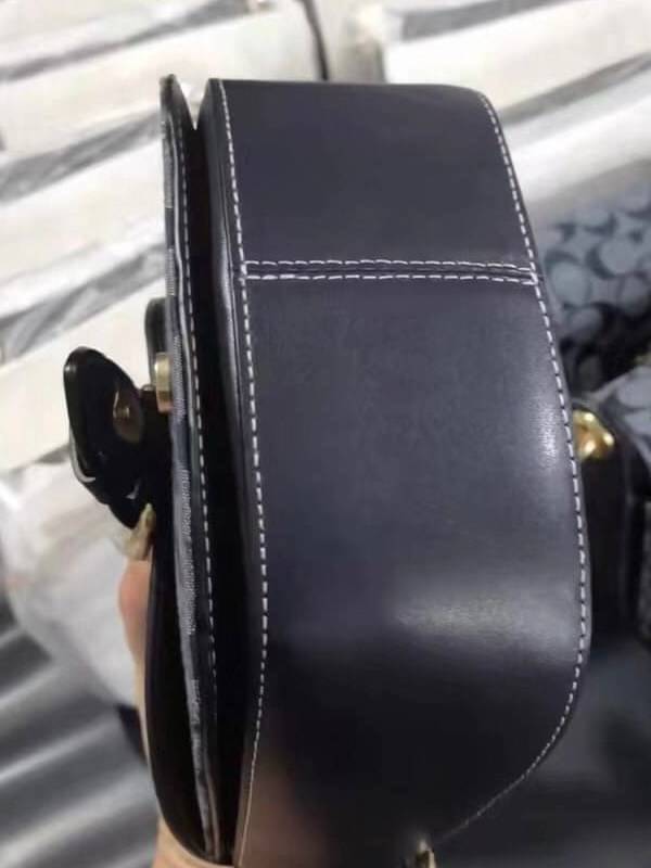 Coach Kleo Shoulder Bag 23 In Signature Chambray พร้อมส่งที่ไทย