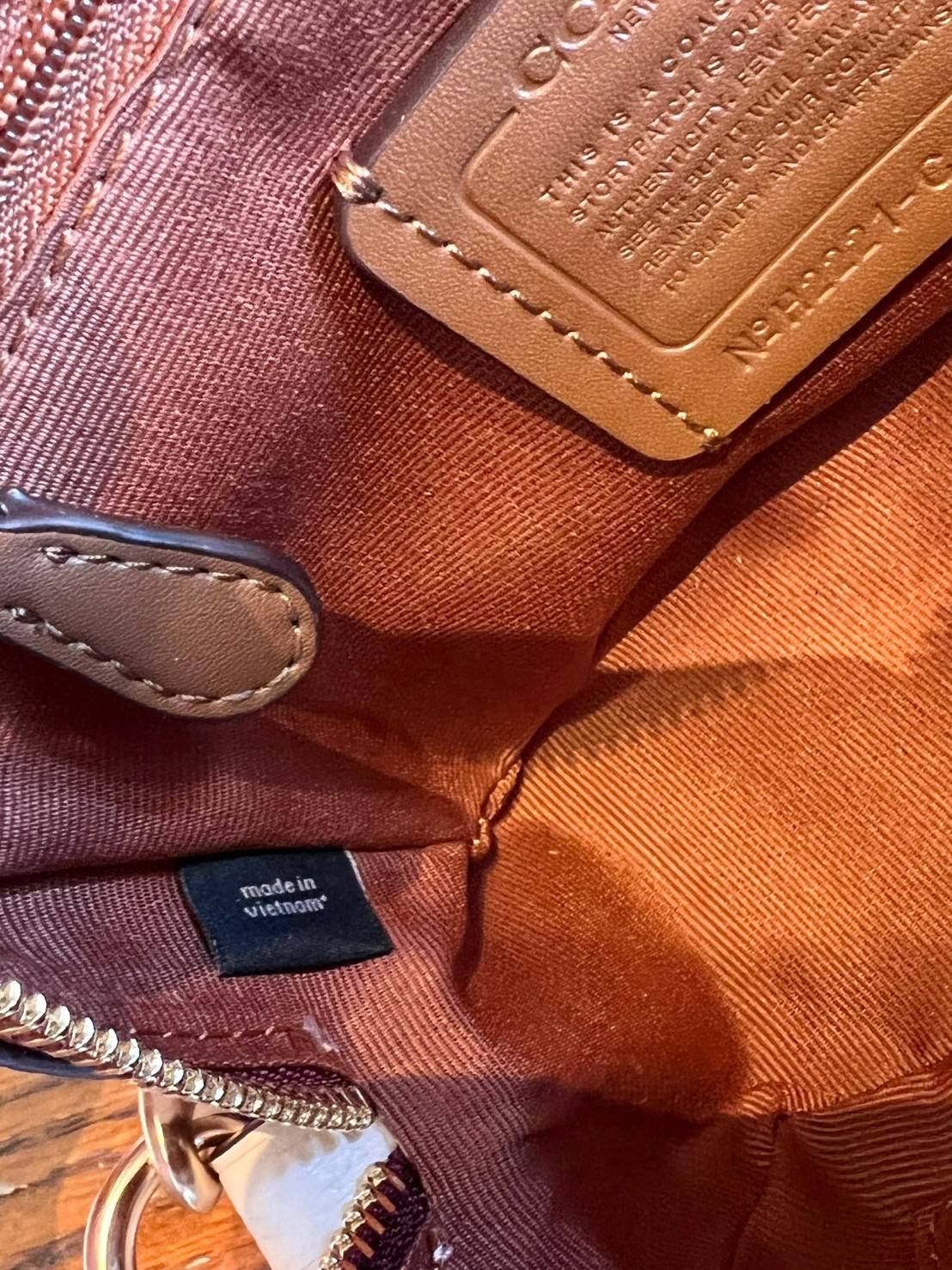 ใจละลายหมดแล้วค่า 😍 Coach Mini Jamie Camera Bag With Stripe Heart Motif ((CA072)) พร้อมส่งล่าสุด! กับกระเป๋าสะพายแบบครอสบอดี้ร์ บอกเลยน้องน่ารักสีสวยมากๆค่ะ